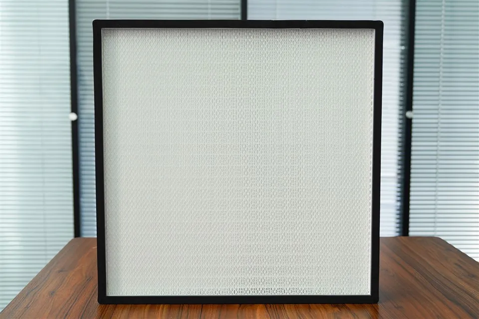 570*570*69 ملی میٹر FFU ایکسی لینس H14 & U15 فلٹرز کے لئے ڈیزائن کیا گیا زیادہ سے زیادہ ذرہ گرفت کے لئے ہوا صاف کرنے کے لئے