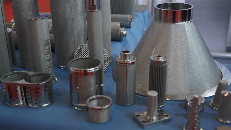 سینٹرڈ میش فلٹر عنصر