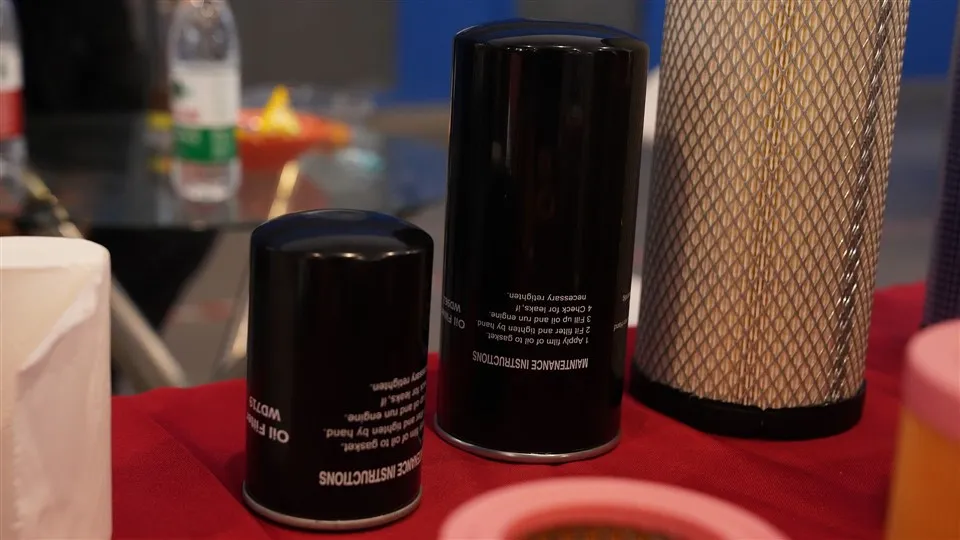 W7195 WD13145 آئل فلٹر اسپیئر پارٹس سکرو ایئر کمپریسر کے لئے کمپریسر کے لئے